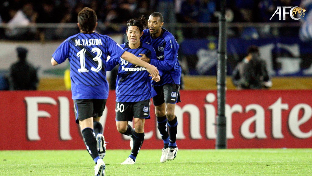 TheAFCCL_jp's tweet photo. 🔥#ClubWC振り返り
🏆FIFAクラブワールドカップ ジャパン2008

📋準決勝
🇯🇵#ガンバ大阪 3-5 #マンチェスター・ユナイテッド🏴󠁧󠁢󠁥󠁮󠁧󠁿

⚽️
28' Vidic 
45+1' Ronaldo
74' #山崎雅人
75' Rooney
78' Fletcher
79' Rooney
85' #遠藤保仁 (PK)
90+1' #橋本英郎

#ガンバ大阪🔵⚫️ #ACL2008⭐️ https://t.co/MLmbmX2UPI