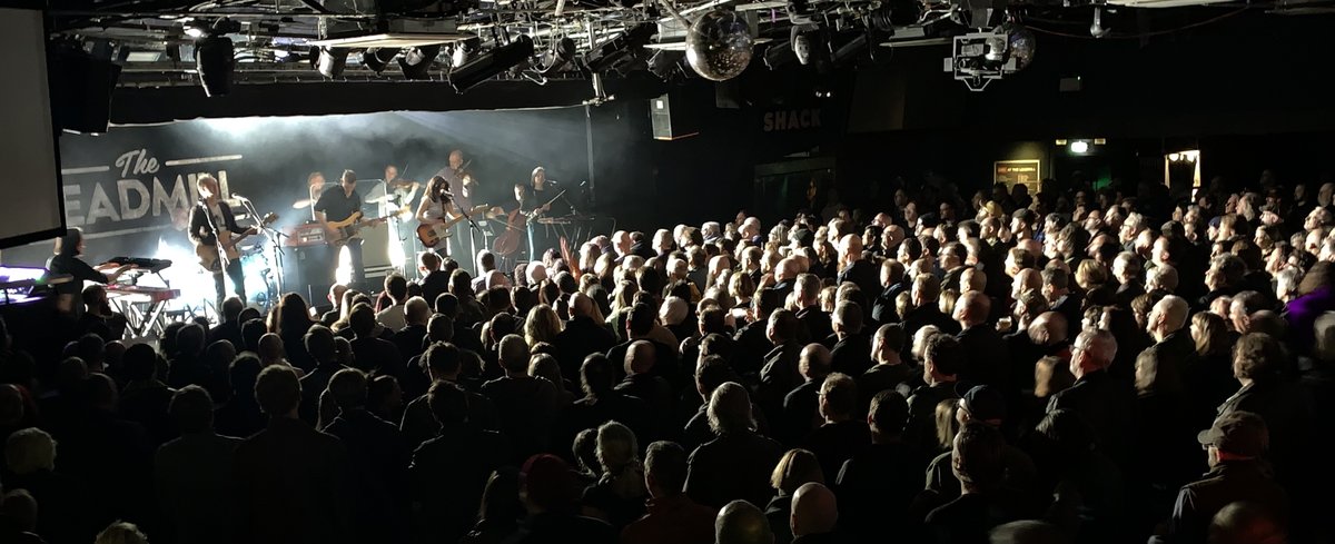 What a crowd! What a venue! Thank you Sheffield for an unforgettable evening ❤️

Hold on to the ones you love...

#SaveTheLeadmill
#WeCantLoseLeadmill