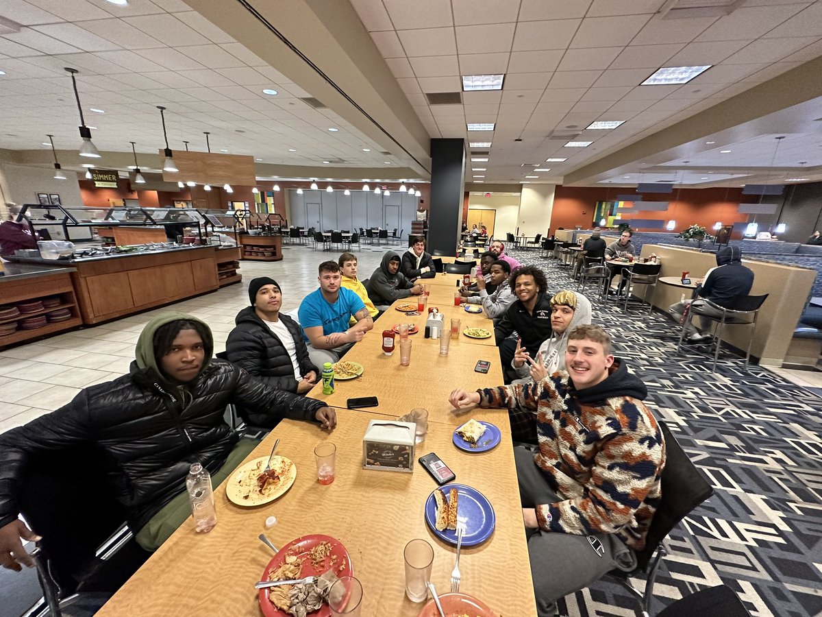Fueling up with the fellas! #team6 #starving 🔒🦅🤝🔥