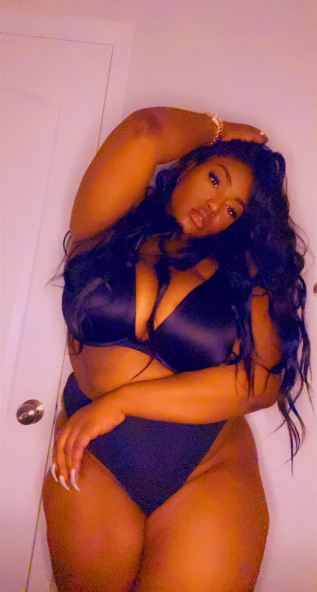 the_shugavery's tweet photo. I’m chubby but I’m working on it, okay?! https://t.co/dcdvC47Eqh