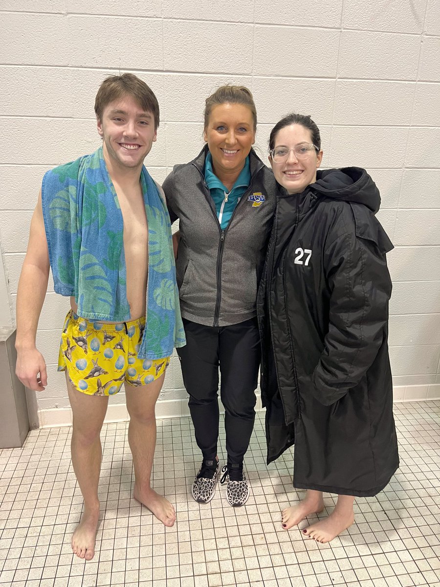 KSchluRosati's tweet photo. At Yorktown High School this evening for @MCHSBearcats vs @YHSAthletics 🏊‍♀️🏊 meet. Two @IHSAA1SAC Members participating tonight! #EducationBasedAthletics #ThisIsYourIHSAA @IHSAA1 https://t.co/yUV5CrHaTj