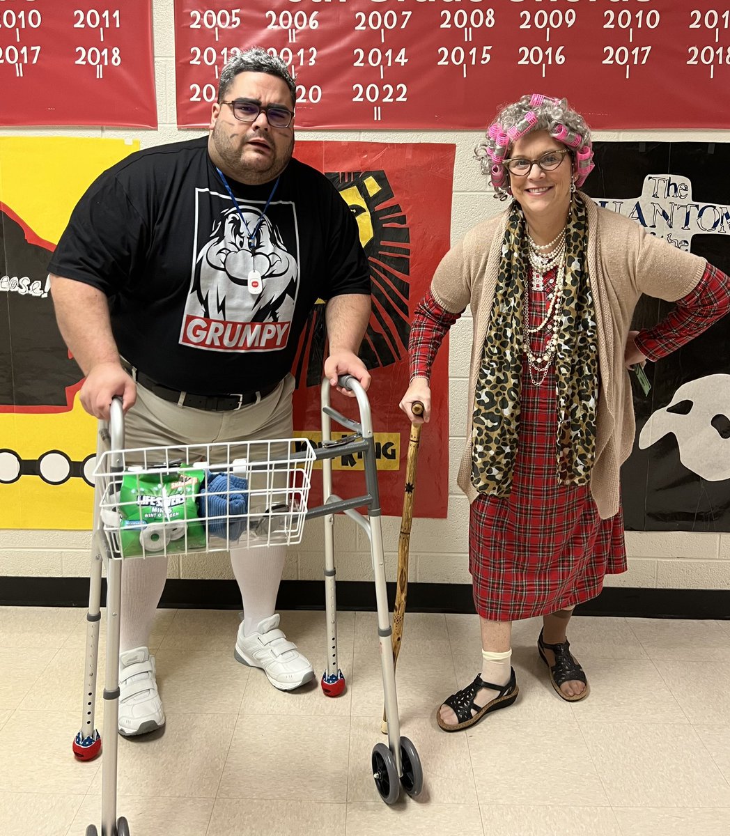 MrsFlorip's tweet photo. Happy 100th Day of School @Freedom_MS_SCPS https://t.co/BtHTxrvOMI