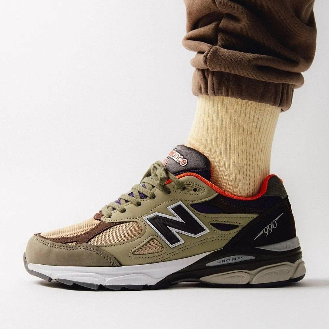 New balance kaki orange new arrivals