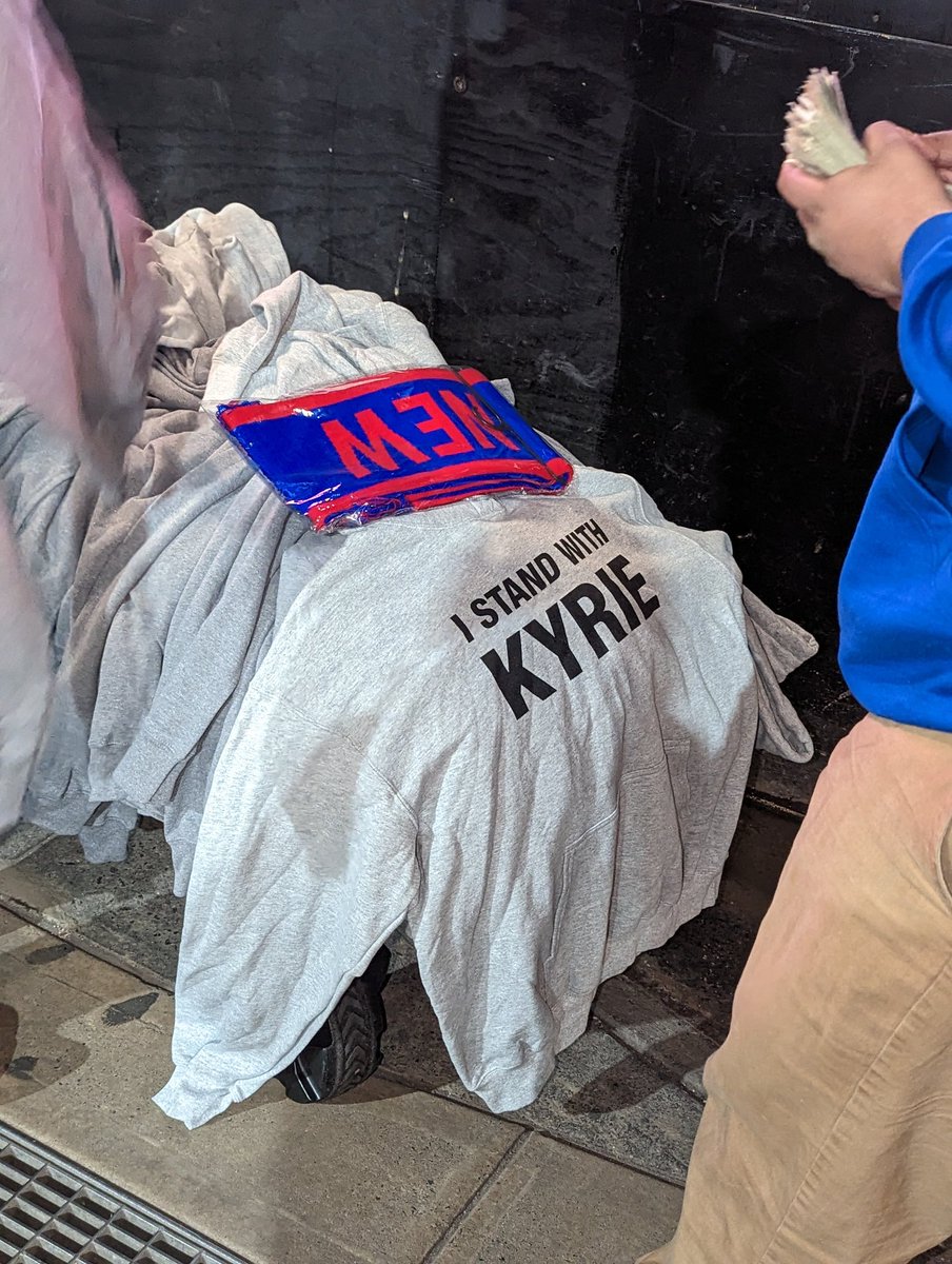 Jonj30's tweet photo. @ericadamsfornyc @nyknicks @BrooklynNets how is this being sold/hawked outside MSG tonight before the game? https://t.co/GxDBrRhXOt