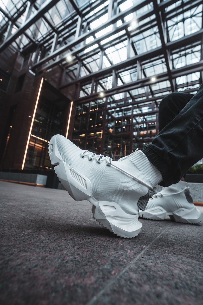 Take your time, but hurry up - save 50% until the end of January!
.
.
.
#MLO #Shoes #MLOshoes #ShoesThatMoveTheWorld #WomansFashion #ShoesOfTheDay #Style #ShoeStyle #SneakerFreak  #SneakerFashion #SwagStyle #StreetWear #Heels #Clothes #SneakerFreaker #NiceKicks #Stylish #Shopping