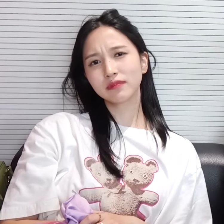 #MINA #미나 #ミナ 🐧 #TWICE #트와이스 <a href="/JYPETWICE/">TWICE</a>