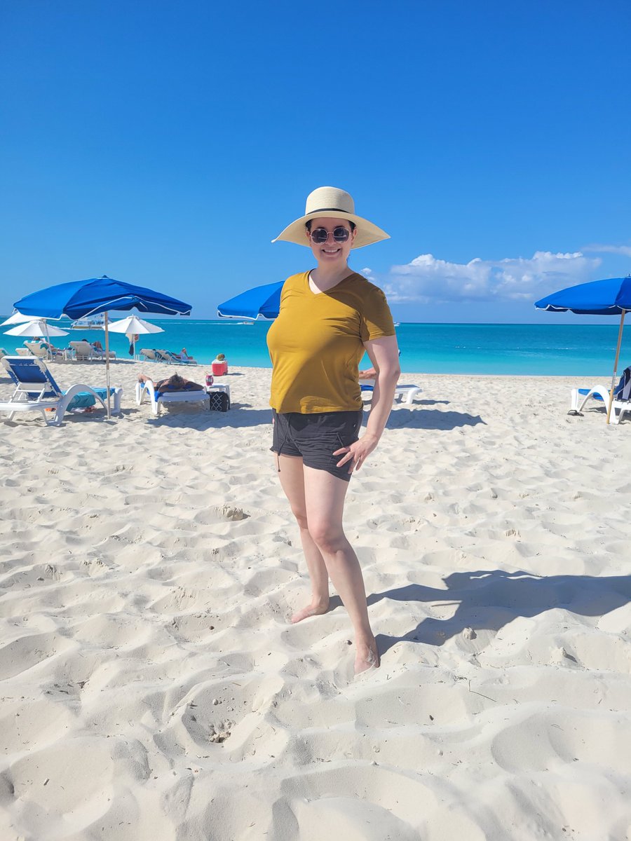 jackee_king_'s tweet photo. ❤️ Turks and Caicos 
.
#beautiful #gracebay #beach #turksandcaicos https://t.co/APT5wkgCco