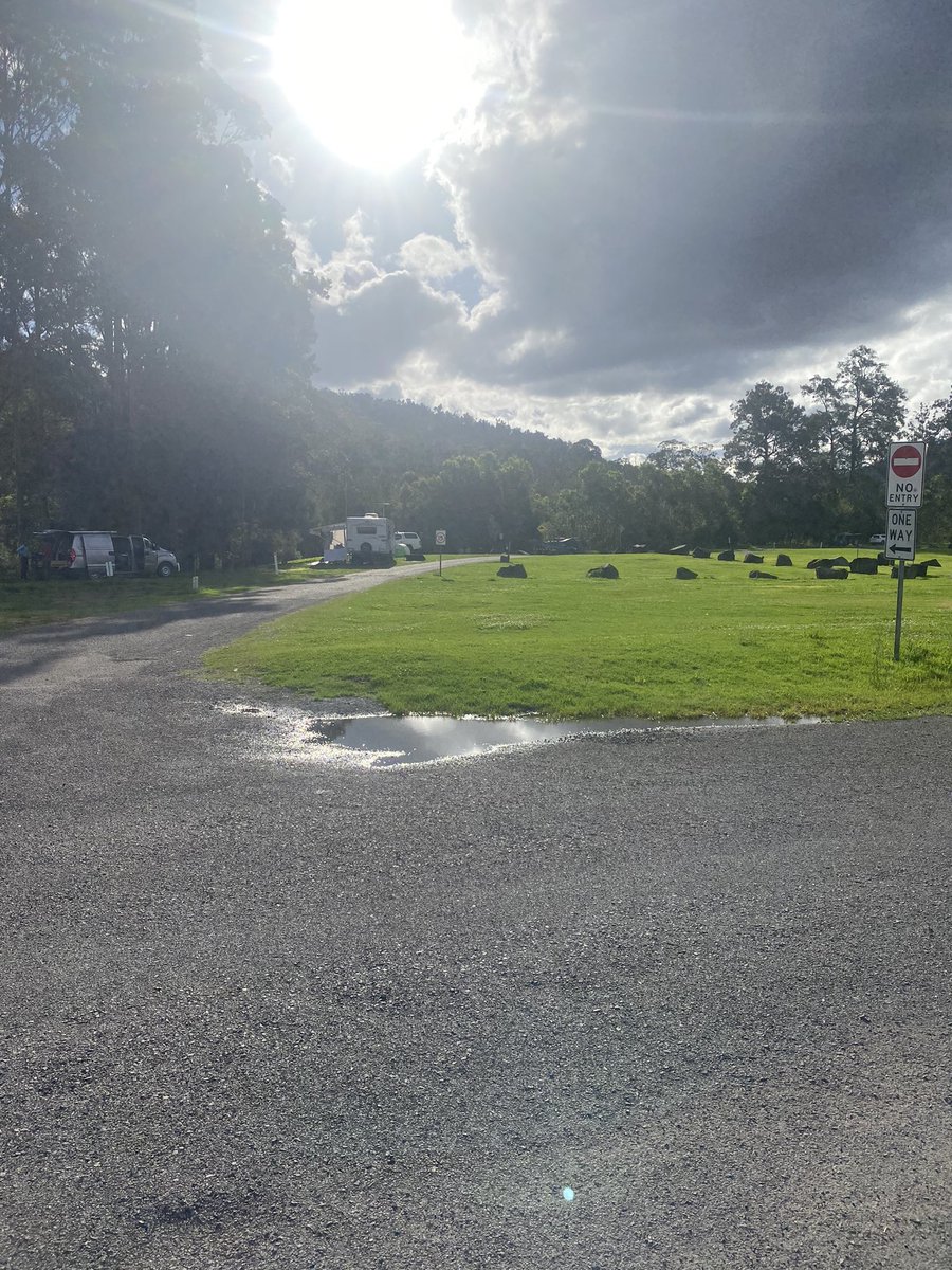 caitlinshanaha8's tweet photo. 3 days camping with no shower is the exact welcome back I needed https://t.co/hd9vVooCHn