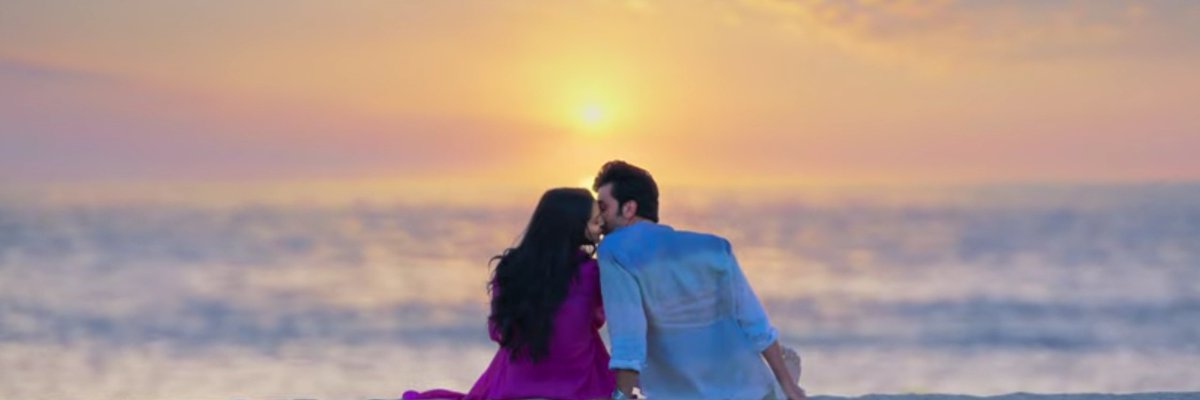 abbai_vizag's tweet photo. Header updated.... #Shradda #Ranbir https://t.co/MZ22s1vbxP