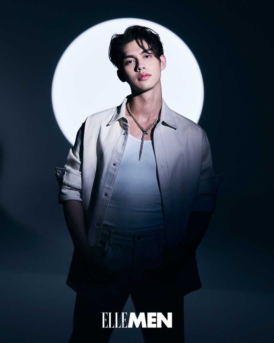 ElleMenThailand's tweet photo. สัมภาษณ์เอ็กซ์คลูซีฟ! บาลานซ์ใหม่ ‘ไบร์ท-วชิรวิชญ์’ @bbrightvc และอีกด้านของชีวิตที่คุณไม่เคยรู้มาก่อน

อ่านต่อได้ที่
https://t.co/DkYUVFc3j0

#ELLEMENjanuary 
#ELLEMENthailand
#bbrightvc 
#bulgari 
#bulgarithailand 
@GMMTV https://t.co/XG2Ch81eug