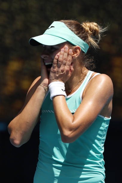 tennis_phil's tweet photo. Magda linette beats Karolina pliskova 6-3 7-5 in the quarterfinals of the Australian Open #linette #quarterfinal #australianopen2023 ( Getty ) https://t.co/CRLTwzihwo