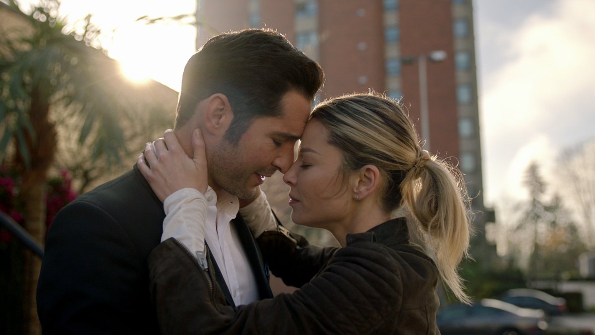 HollywoodHandle's tweet image. 7 years ago today, ‘LUCIFER’ premiered.