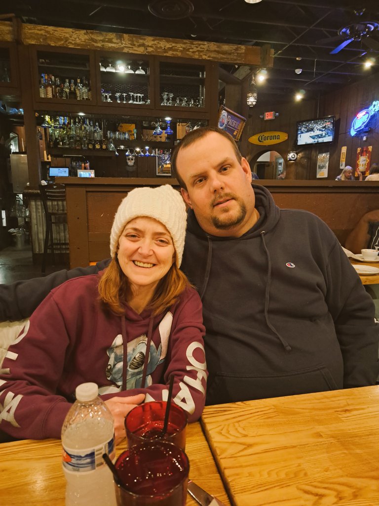 RCShadley's tweet photo. Dinner at Jalapeños before the entertainment part of the night. Food was great, dessert was better 😋 
@LarbyChris @alicefanatic13 https://t.co/apWg0gtoZ0