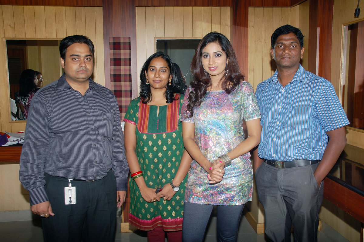 Surma_SG's tweet photo. #shreyaghoshal https://t.co/NS0396ZUNk