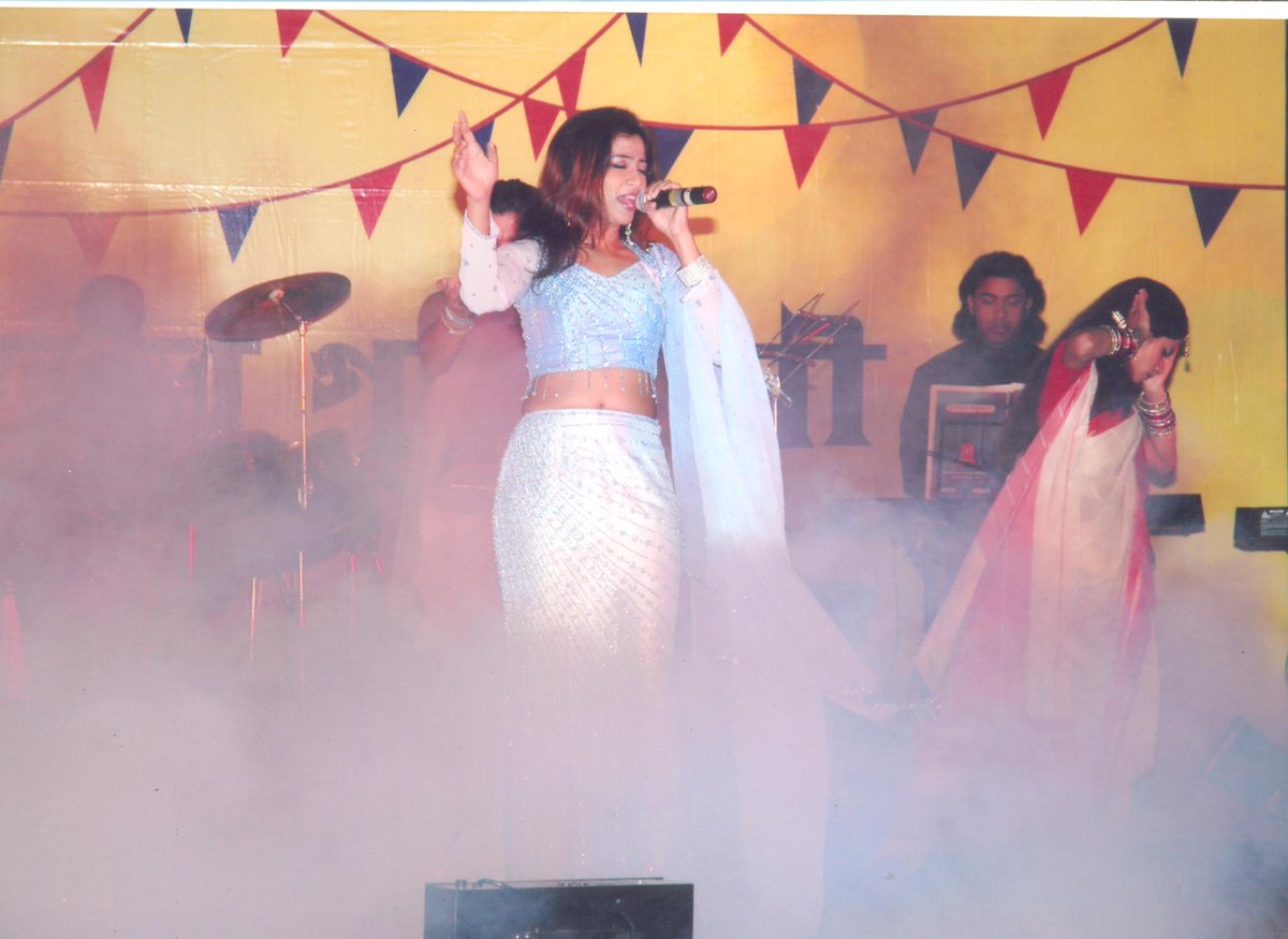 Surma_SG's tweet photo. #shreyaghoshal https://t.co/EK41k7KLm1