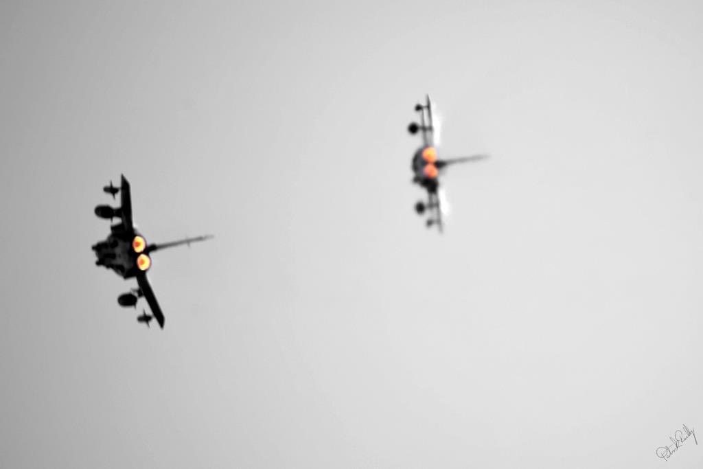 machlooper's tweet photo. @F111Driver @Mjay23 @GarethJennings3 @CcibChris @F111RAF @RiggerBunny @WMcluskey @point_luck I’ve seen Tornados do this in an airfield attack demo. Coming in from all angles. I think the enemy would sh1t themselves even without bombs being dropped 🤣 (though these photos were just a pair hitting up the airfield) #avgeek #RoleDemo https://t.co/Wuz56eLcvS