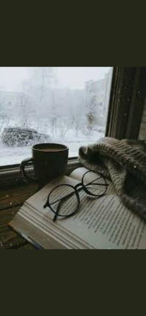 #صباح_الخيرᅠ

صباح شتوي نقي ❄️
وهواء بارد ويوم لطيف ⛅️
اللهم ادم علينا نعمتك  
وارسم الأبتسامه على شفاهنا
  وأغمر  قلوبنا بالفرح 🍀