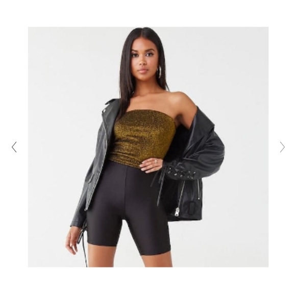 plusitscute's tweet photo. So good I had to share! Check out all the items I'm loving on @Poshmarkapp #poshmark #fashion #style #shopmycloset #wildfable #fashionnova #forever21: https://t.co/kk8mdCBCx5 https://t.co/HazCfQbeV9
