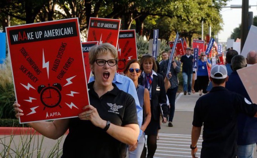 transportworker's tweet photo. Solidarity with @APFAunity in your contract fight, from @transportworker representing fellow Flight Attendants at @Allegiant, Atlas, @JetBlue &amp; @SouthwestAir and from the thousands of your TWU sisters &amp; brothers in the workforce @AmericanAir #1u #Solidarity https://t.co/QPDMUFFlOs