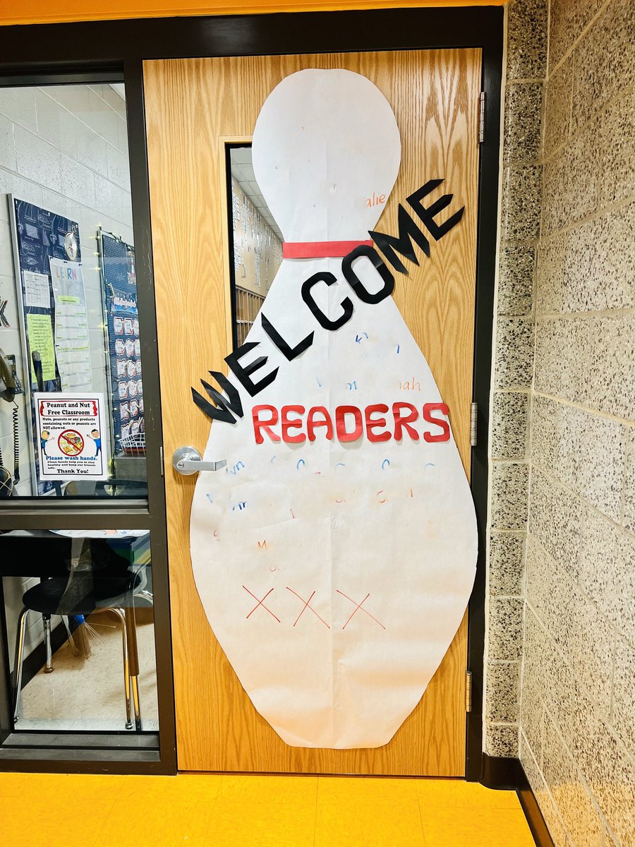 Our Reading Lane is striking some good books for reading! #ReadAThon #FTO #CREateLeaders #cpsbest #scholarsfirst #CRE_Cardinals