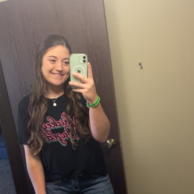 MadisonCraft28's tweet photo. #NewProfilePic https://t.co/wlgOtamZCs
