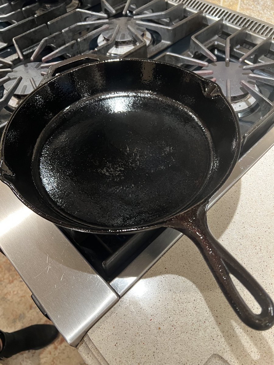 Billy Gardell tweet media