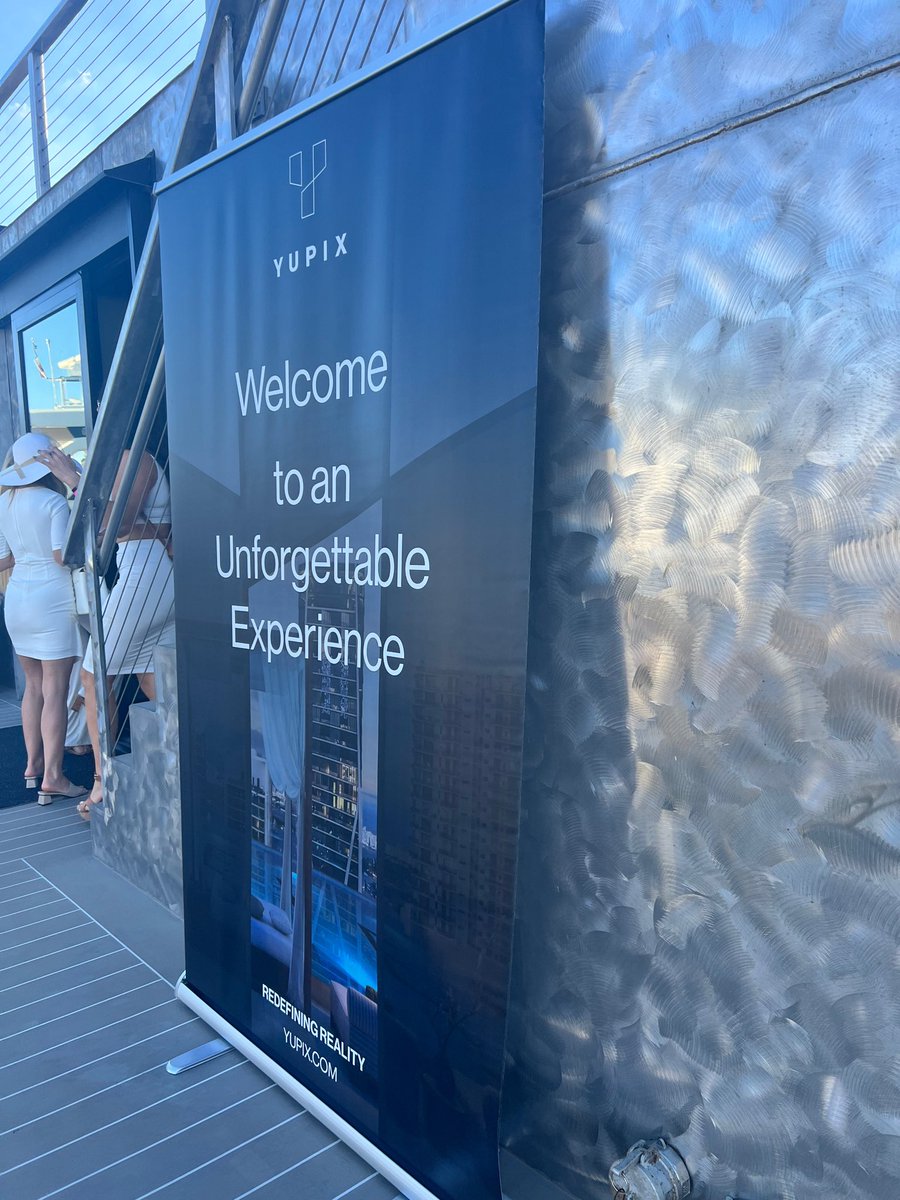 Experiencing YUPIX’s Meta-Reality™️ is an unforgettable moment for our clients, anywhere in the world.
-
#realestatedevelopers #luxuryrealestate #metareality #propertytech #experienceYUPIX #miamitech #redefiningrealty