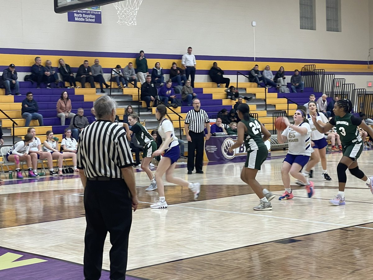 Our 7th and 8th grade girls basketball teams split tonight’s games against Nordonia, w/8th getting the W. We are getting better every game!! 🐻💪#nrinspiregreat