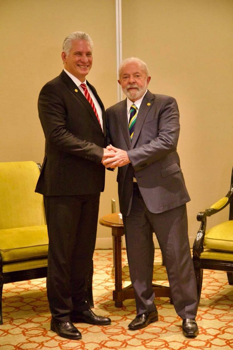 NeysoniaH's tweet photo. El presidente @DiazCanelB y el presidente @LulaOficial se reúnen en #Argentina, donde este martes sesiona la VII Cumbre de la #CELAC.
Este es el primer encuentro entre ambos mandatarios, luego de que @LulaOficial asumiera nuevamente la presidencia de #Brasil. #FlorenciaVaConTodos https://t.co/kgusp2LRay