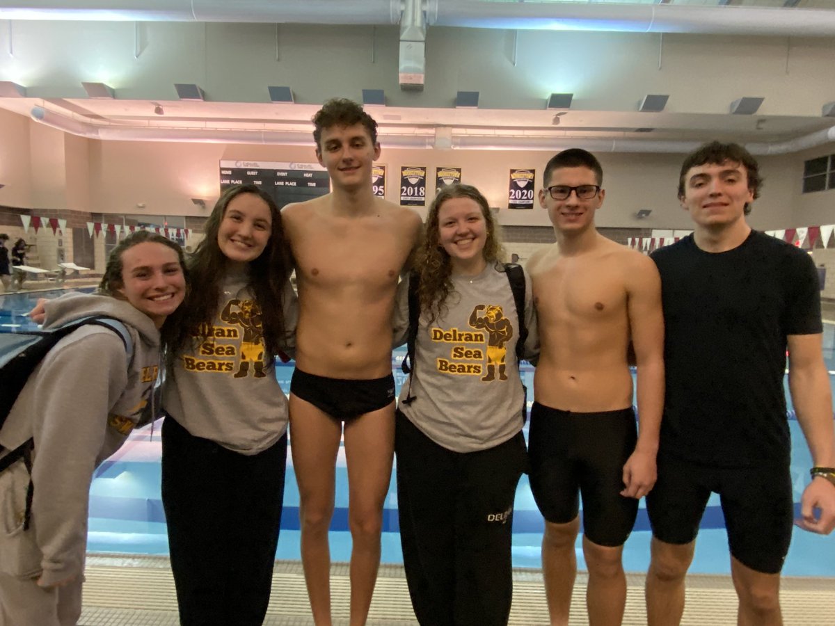Delranswim's tweet photo. Awesome win over Pemberton! We celebrated our Seniors! Congrats Amelia, Riley, Corinne, Colin, James &amp; Jack! We will miss you!! Go Bears!!⭐️🐻🏊🏻‍♂️🏊‍♀️ https://t.co/EZXDA4EErv