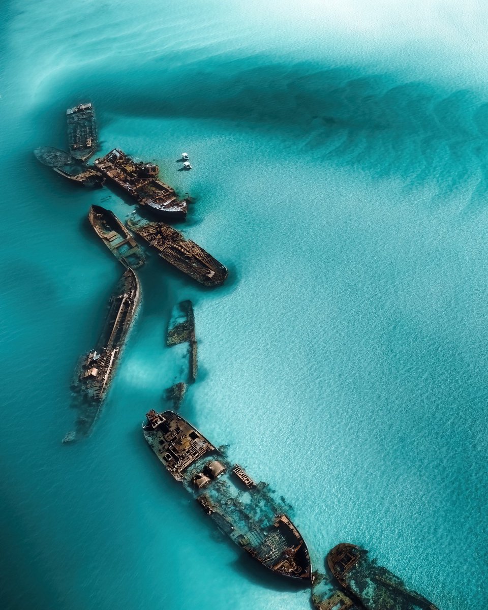 Timmboslice_'s tweet photo. Speechless. 

Just found out I won the Australian Aerial Photographer of the Year award 😭🏆

Images from my Sapphire Series took out the top spot against an insane lineup of photos. 

Seriously in shock &amp; grateful for everyone here 💙🇦🇺 https://t.co/kEXjXGlccb