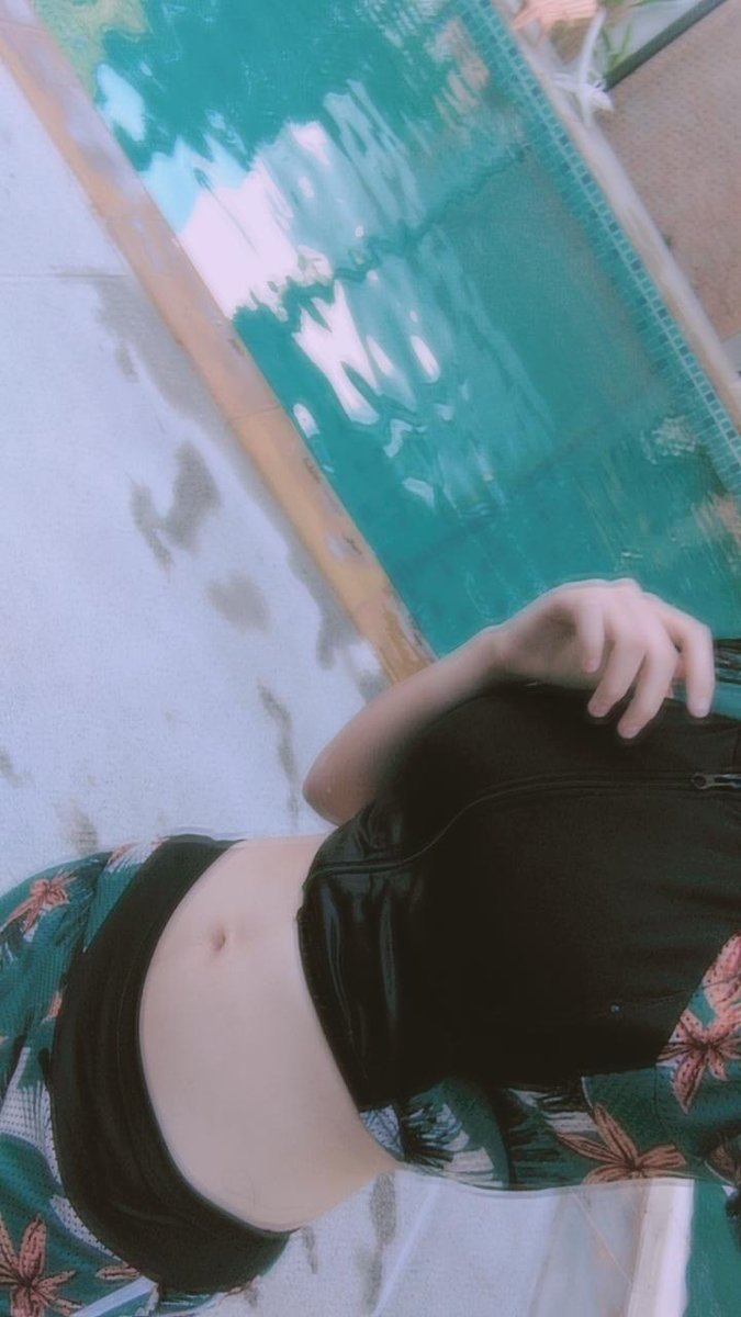 summer_Night0's tweet photo. เล่นน้ำกันมั้ย https://t.co/YvLYyi17cu