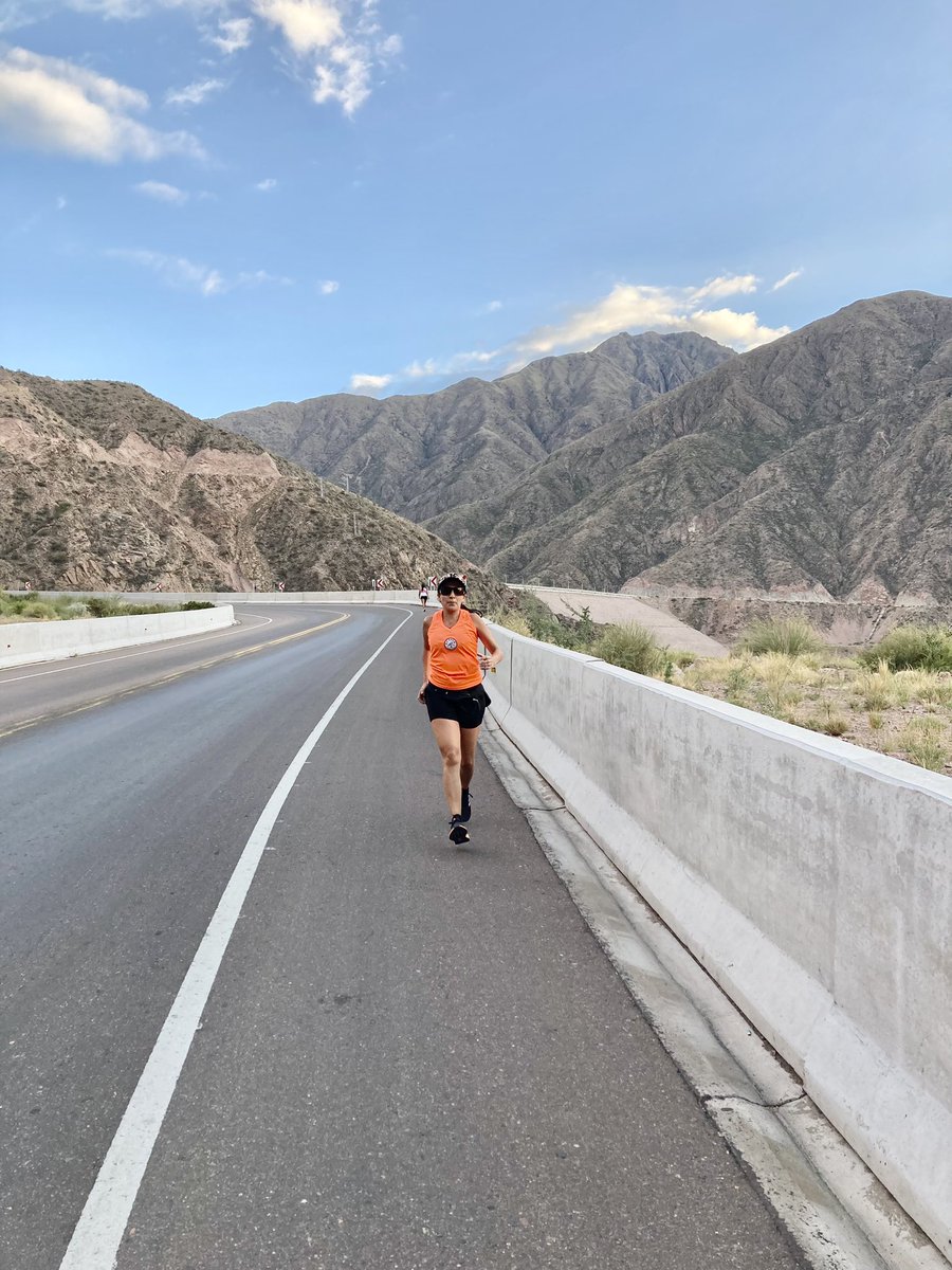 FernandaReina17's tweet photo. 😍Feliz y agradecida a Dios de poder correr y disfrutar en nuestra maravillosa MONTAÑA!⛰️

🙌Privilegio tenerla tan cerca.

Si, Se Puede💪 

🤍#Mendoza #Potrerillos

#Kuntur #VuelaAlto🦅 #ActitudRunner #FelicidadPlena 
#disciplina #dedicación #sacrificio #esfuerzo #determinación https://t.co/7gICI55XXj