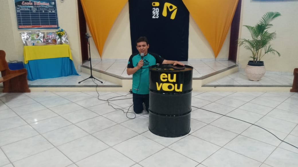 MichaelValenca's tweet image. Mais uma noite de evangelismo calebe... Noite de bençãos!!!