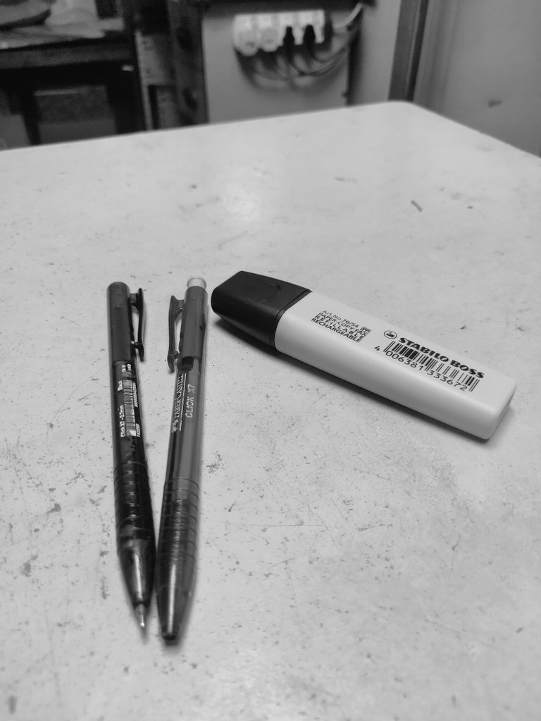 AzamafandiOR's tweet photo. " Tidak perlu untuk menjelaskan diri kamu kepada orang lain ,kerana yang mencintaimu tidak memerlukan penjelasan dan yang membencimu tidak mempedulikan kata-kata mu "
- Ali Bin Abi Thalib RA -
#AzamAfandi
#bicarasentap https://t.co/TwAMRIPNr8
