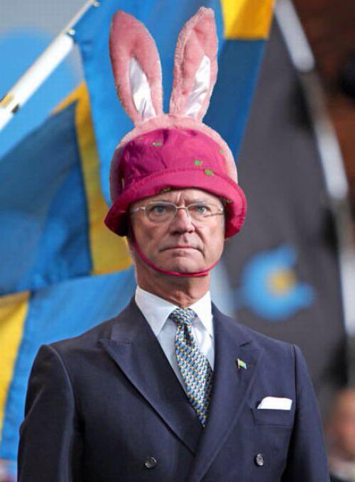 atyaforchange's tweet photo. I thought I’d introduce all the non Sweeds out there to the Swedish concept o”Knugen” 🧵⬇️ https://t.co/N6rjlSHRWp