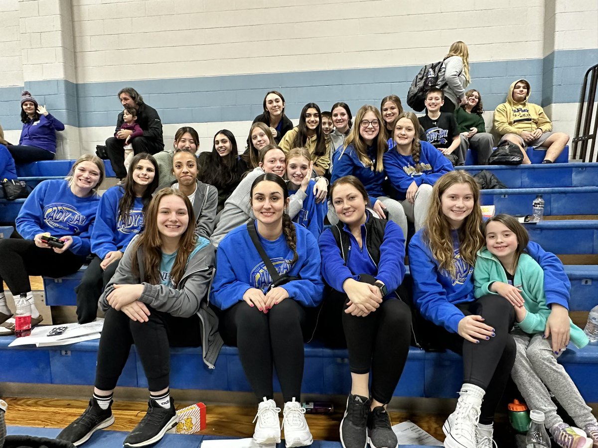 NJSPLadyJays's tweet photo. Awesome efforts by the 7th and 8th grade Lady Jays tonight! The high school girls were there cheering you on loud and proud!💛💙 https://t.co/47mBlg9qFD