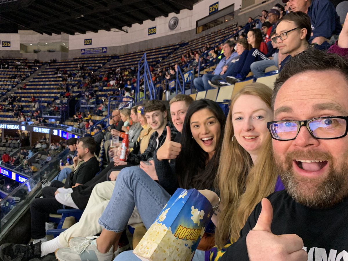 At the game.

#PelicansGameday 
#fetc