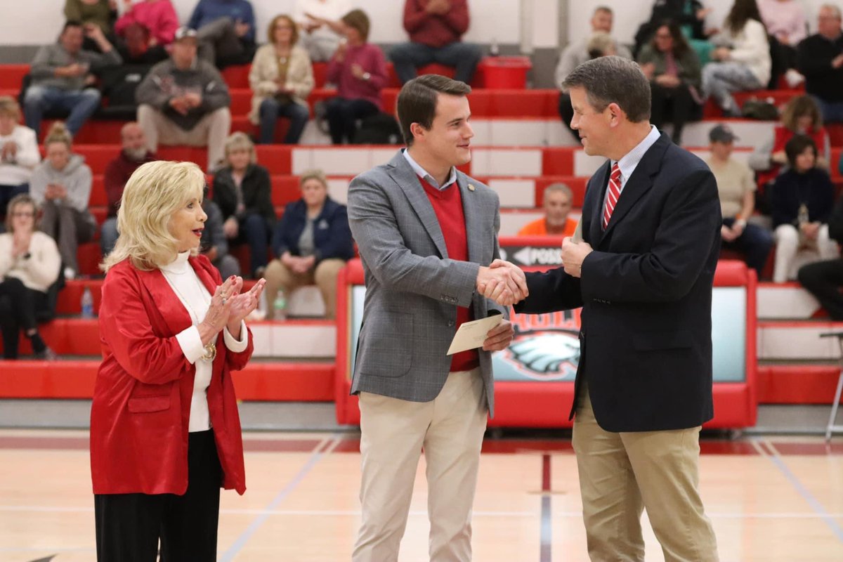 We would like to thank Rep. Brock Colvin and Senator Clay Scofield for their generous support of Douglas High School! They presented two checks in support of our school and basketball program! Thank you both!
