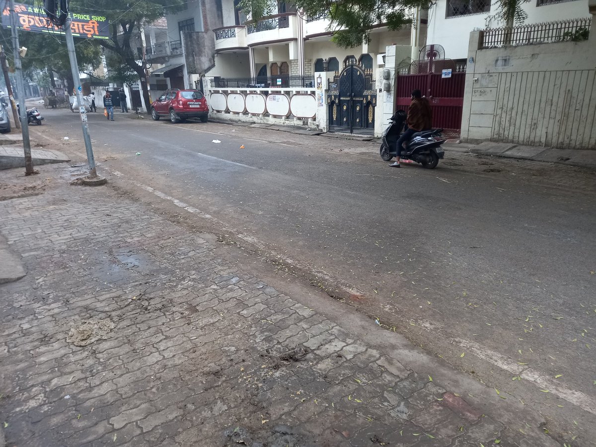AkhilesPandey1's tweet photo. Kanpur ki Geeta nagar ki galiya,safai abhiyan@Mayor https://t.co/fb8STGkjHx