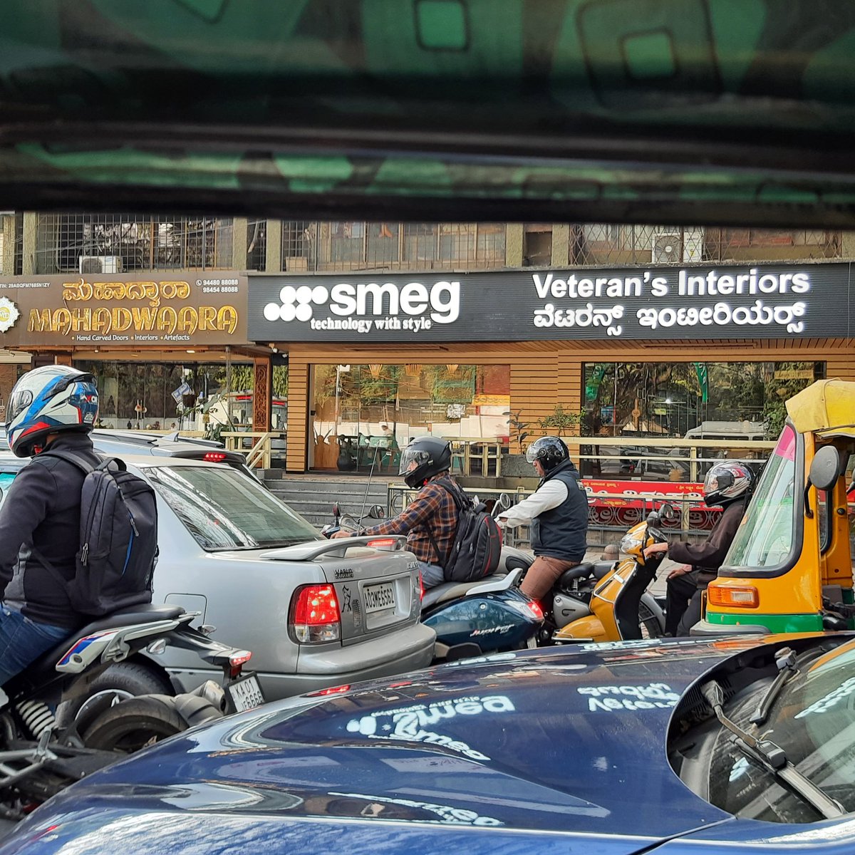 I love words. I love signboards. And they never fail me :) gates of heaven; idonknowhatosay; and the winner is Veteran's interiors. Who are your people? <a href="/tinucherian/">Tinu Cherian Abraham</a> <a href="/DhrutiKrishnan/">Dhruti Kapadia Krishnan</a>