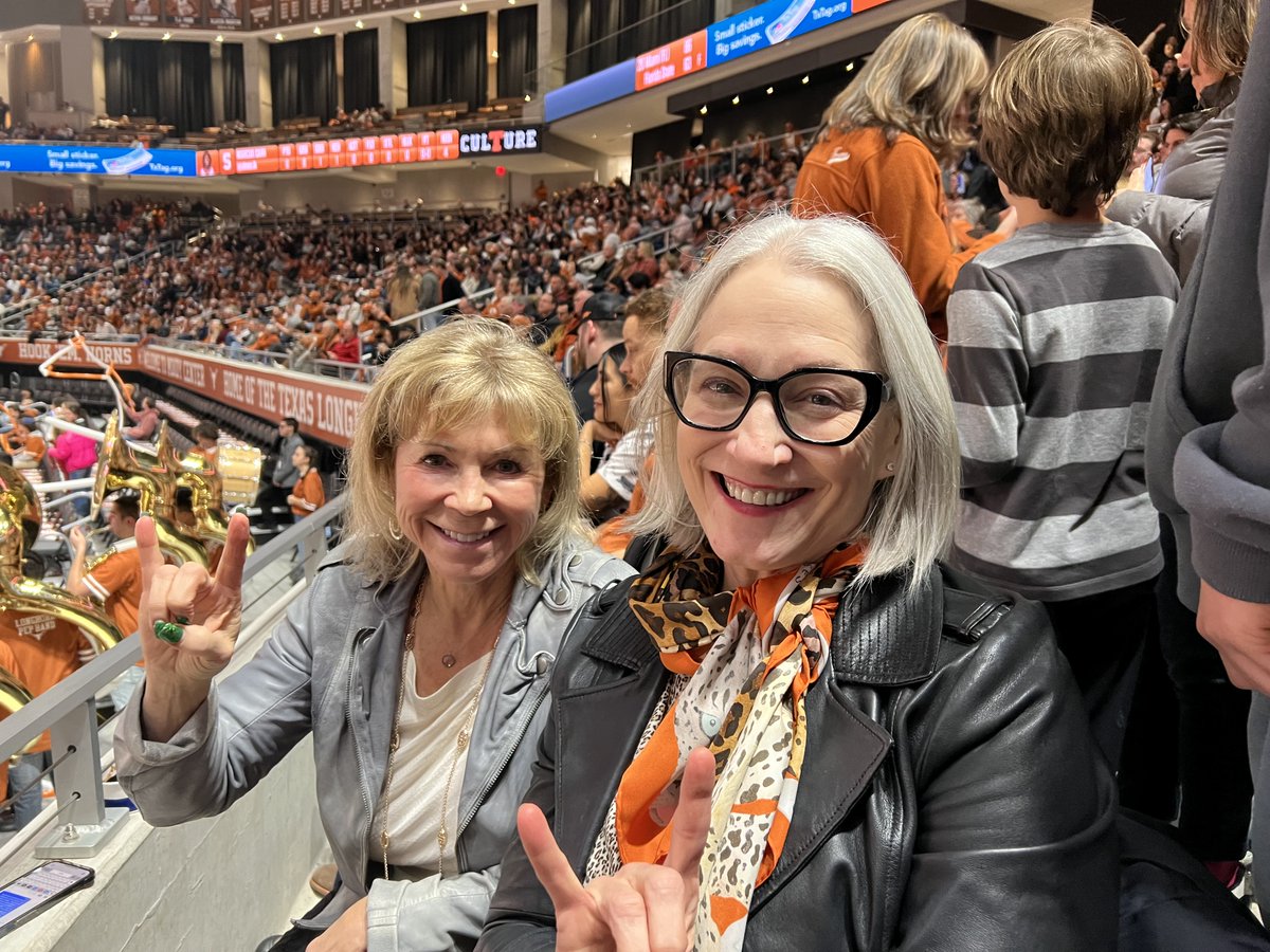 Lillian Mills tweet media