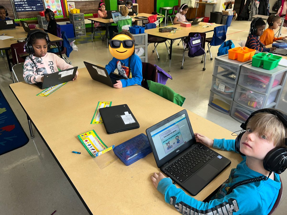 estillwhit's tweet photo. Talking about uniqueness and individual greatness with @JCSouthSchool kinders had me reflecting on some of the greatness in the past several years.
Did I ever imagine kinders independently navigating a lesson on the chromebooks during counseling? Look at them go!!
#SELlesson https://t.co/qbQ6Ebv1Ms