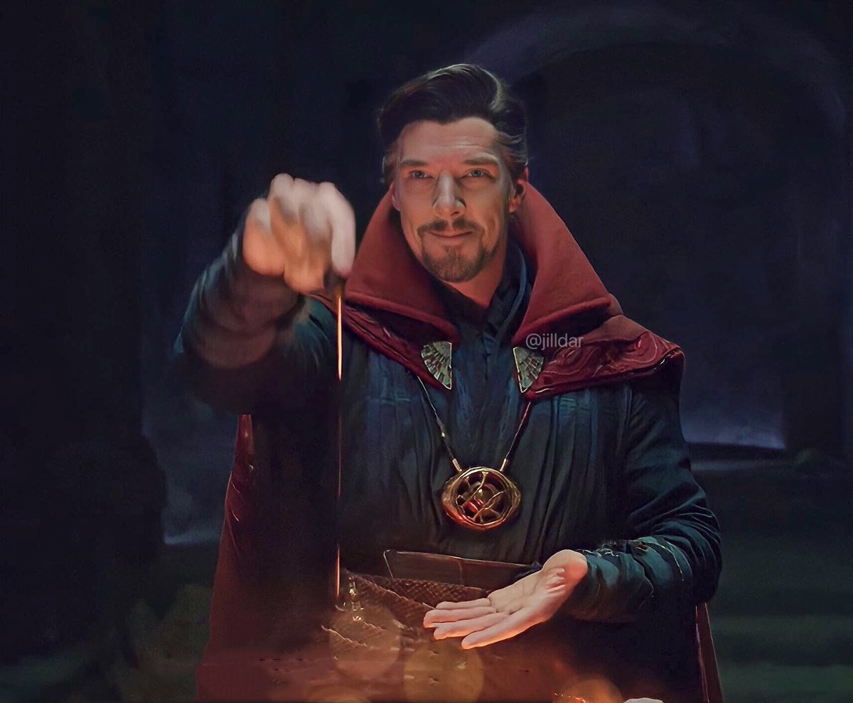 JilldarB's tweet photo. "please don't call me sir."
#BenedictCumberbatch #DoctorStrange https://t.co/hOZh7myaQN
