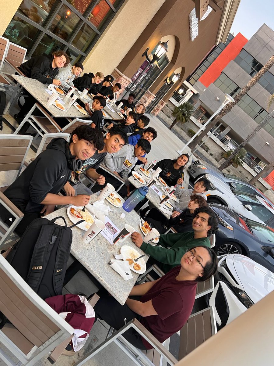 SVHS Basketball Box Out Boosters tweet media