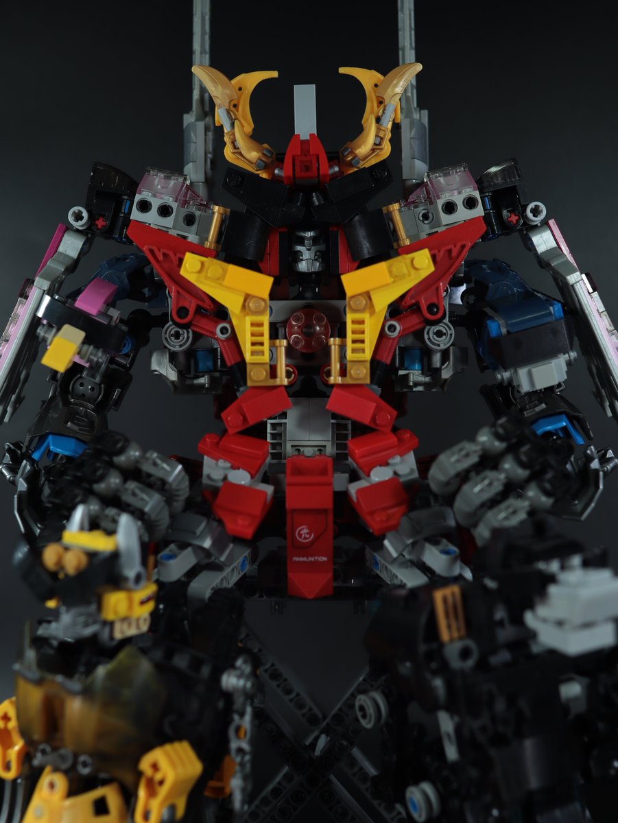 demon14082000's tweet photo. DON Onitaijin ( ドンオニタイジン )
Series: Avataro Sentai DonBrothers 暴太郎戦隊ドンブラザーズ
#レゴ #暴太郎戦隊 #ドンブラザーズ #ドンオニタイジン #ロボタロウ
#lego #avatarosentai #donbrothers #dononitaijin #robotaro #moc
#Bionicle #Technic #HeroFactory #brick https://t.co/6CthZqbySk