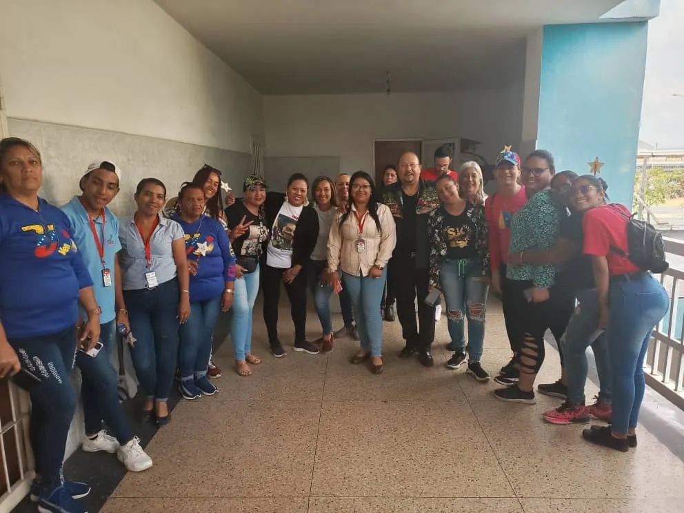 #24Ene 📌Servidores sociales de la Escuela de Protección Social, @Dirección de Misiones  y @MSVEnLinea recibieron Taller de Formación  'Qué es la Vida' impartido por el Dr. Wiston Rodríguez, Presidente del Centro de Formación Hamer.

#ElBloqueoMataElSalario