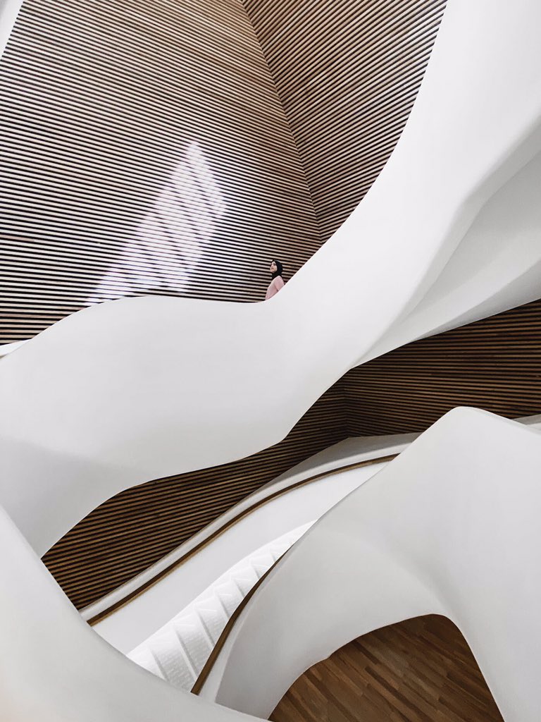 4AAAAart's tweet photo. The Bahrain 🇧🇭 National Theatre. Stunning curves.

#architecture #design #interior #architect https://t.co/N3v3VRmK6E