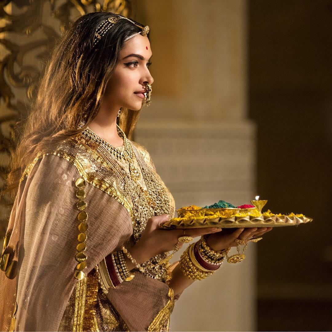 NandineeSamban's tweet photo. The climax was yours! The best one till date🔥 @deepikapadukone
No one could portrayed this role like you did. Queen in reel and real life 👑❤️
#5YearsOfPadmaavat #RaniSa https://t.co/eIG5run45S