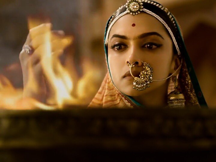 NandineeSamban's tweet photo. The climax was yours! The best one till date🔥 @deepikapadukone
No one could portrayed this role like you did. Queen in reel and real life 👑❤️
#5YearsOfPadmaavat #RaniSa https://t.co/eIG5run45S